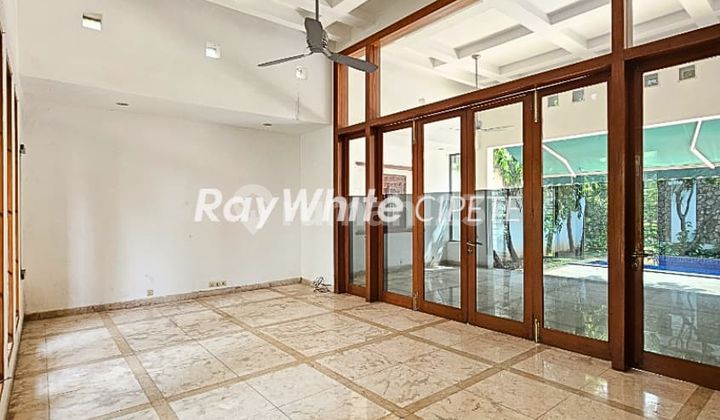 Rumah 2 Lantai Dekat Cipete Raya Lingkungan Tenang  2