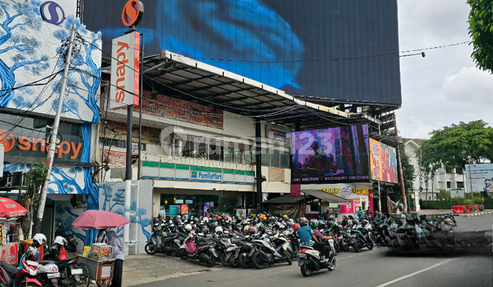 Rumah Lahan Usaha Di Bawah Njop Di Central Senayan Jaksel
