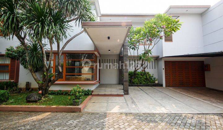 Rumah Mewah Dalam Townhouse Di Cipete 2