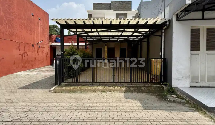 Rumah Cantik Dalam Komplek Di Cilandak 