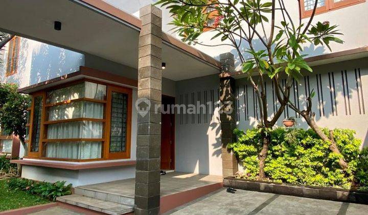 Rumah Mewah Dalam Townhouse Di Cipete 1