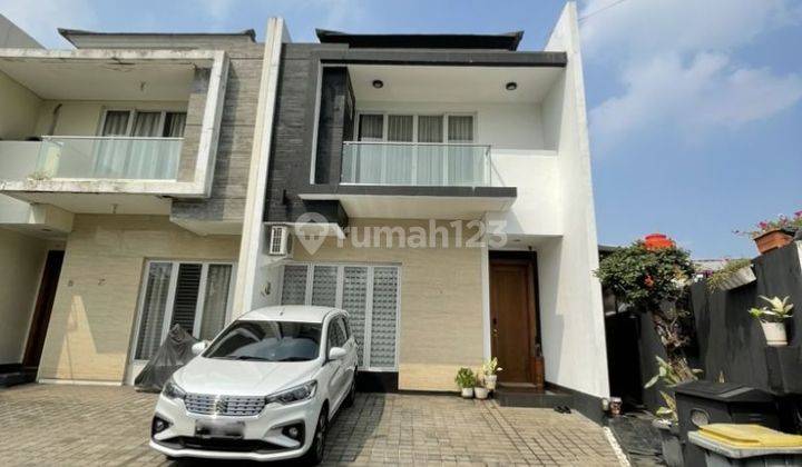 Rumah Cantik Dalam Townhouse Cinere 1