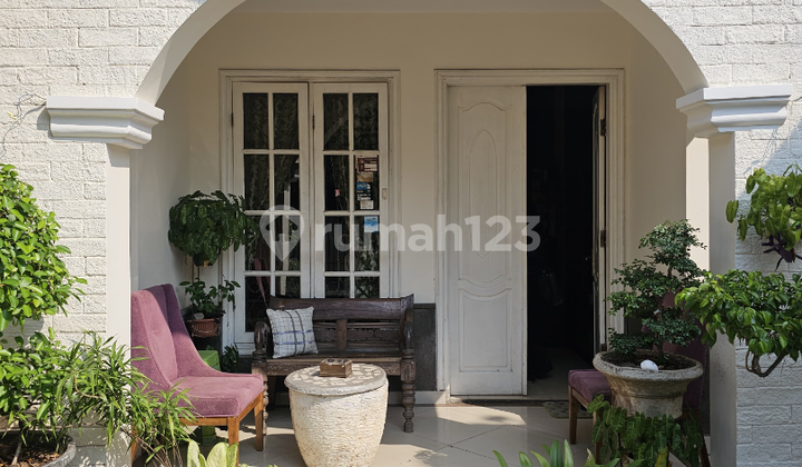 Beautiful, Well-Maintained House in Kalibata, South Jakarta 2