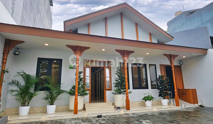 Classic Brand New House - Kebayoran Baru