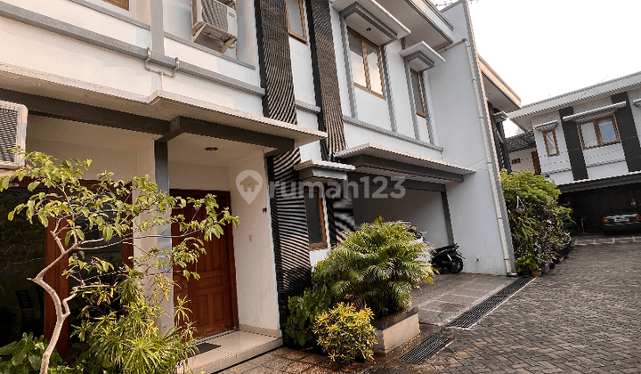 Harga Menarik Rumah Dalam Townhouse Di Lebak Bulus  1