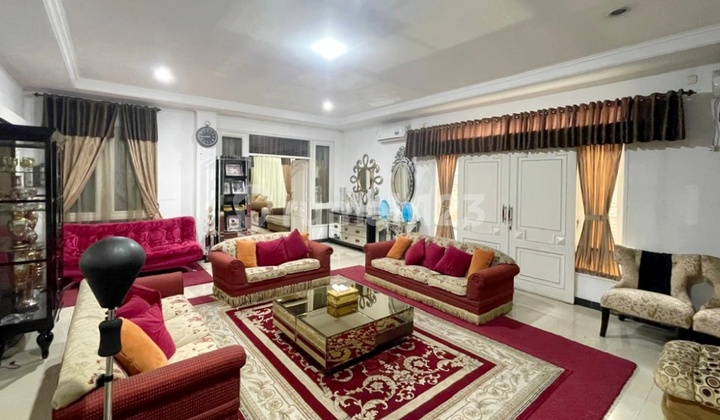 Rumah Bagus Ada Kolam Renang Di Meruya Jakbar 2