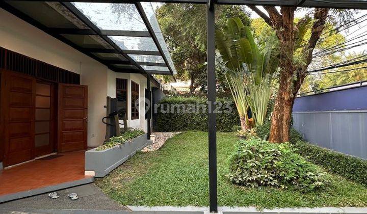 Rumah Lama Harga Menarik Area Senopati 2