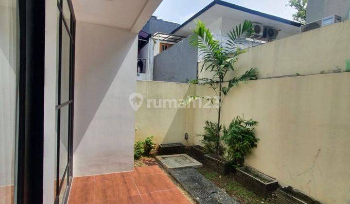 Rumah 2 lt siap huni dalam kompleks di cilandak belakang citos. 2