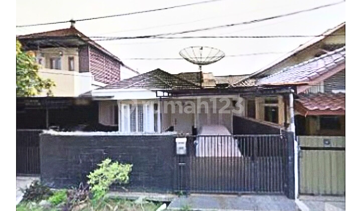 Nice Cheap House in Townhouse at Pejaten 1