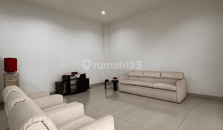 Harga Menarik Rumah Dalam Townhouse Di Lebak Bulus  2