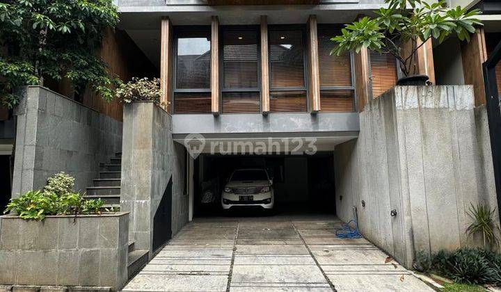 Rumah Mewah Dalam Townhouse Di Cipete 1