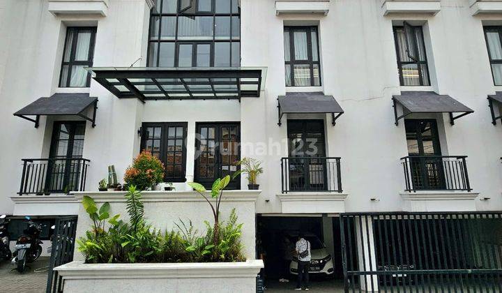 Rumah Kost 4 Lantai 24 Kamar Exclusive Standard Hotel di Cipete 1