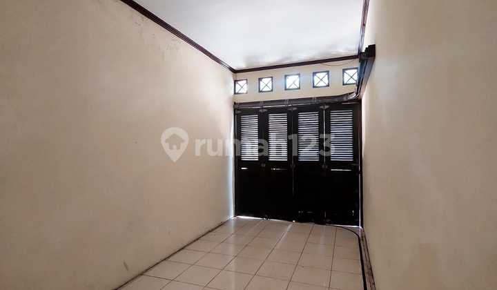 Nice House Ready to Occupied with 2-Way Road Access in Cilandak