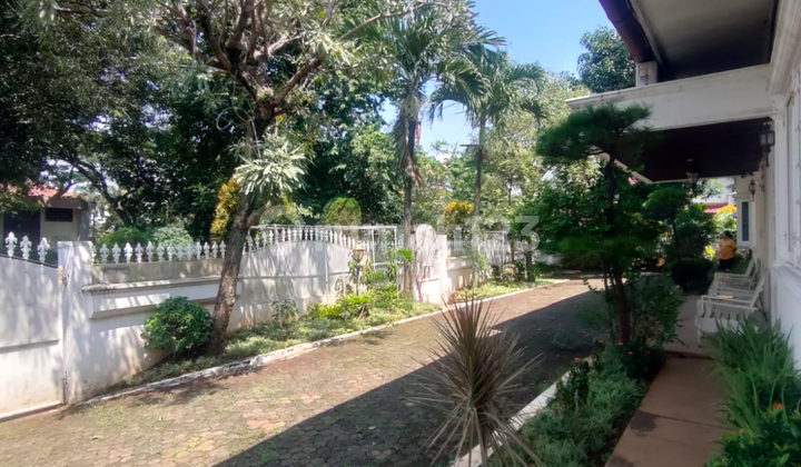 Rumah Dalam Perumahan di Lebak Bulus Rumah Dalam Perumahan di Lebak Bulus