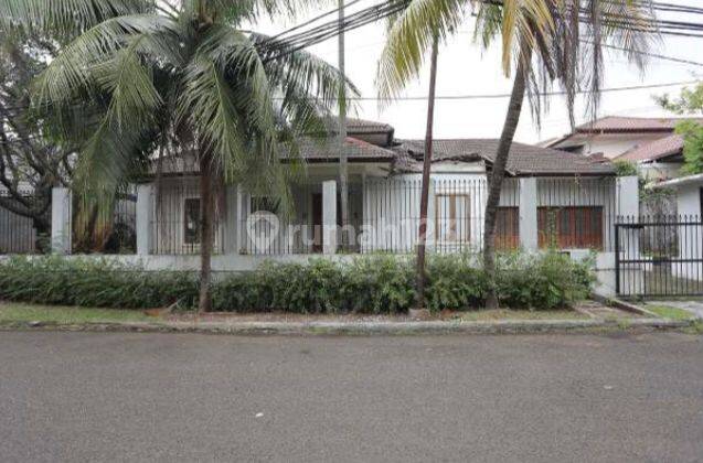 Patra Kuningan Rumah Hitung Tanah Di Kawasan Prestise 1