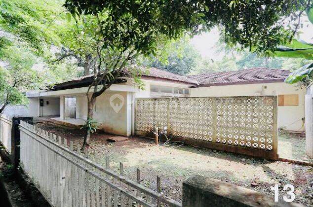 Patra Kuningan. Rumah Hitung Tanah Di Kawasan Prestise di Jaya mandala raya, patra kuningan 1