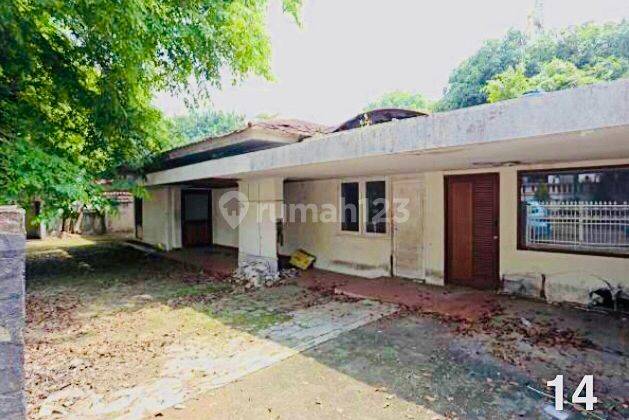 Patra Kuningan. Rumah Hitung Tanah Di Kawasan Prestise 2