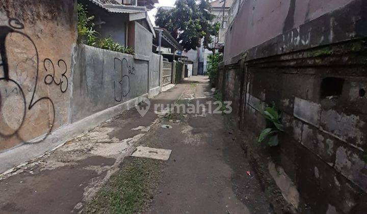 Rumah Hitung Tanah Lokasi Strategis Cocok Untuk Kost  2