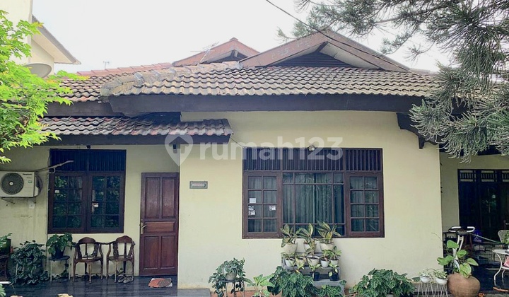 Rumah Asri Halaman Luas Di Pondok Labu 2