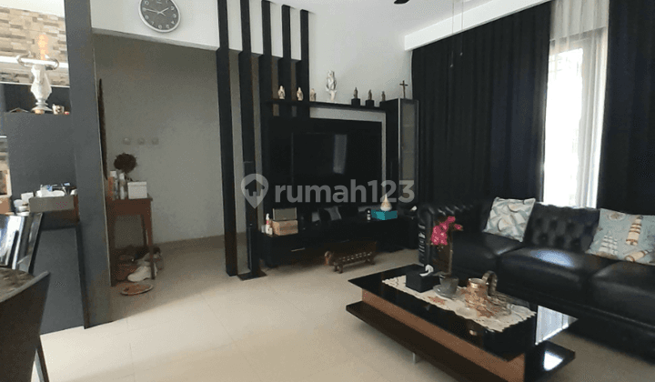 Pondok Labu. Dijual Rumah 2lantai Dalam Cluster 2