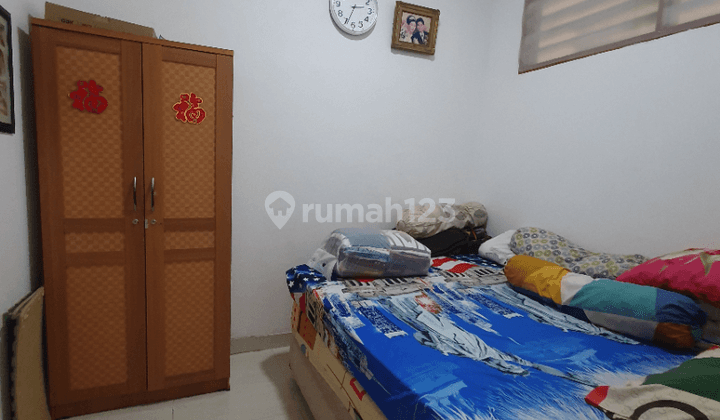 Dijual Rumah Siap Huni Dalam Kompleks, 900mtr Dari Stat Mrt 2