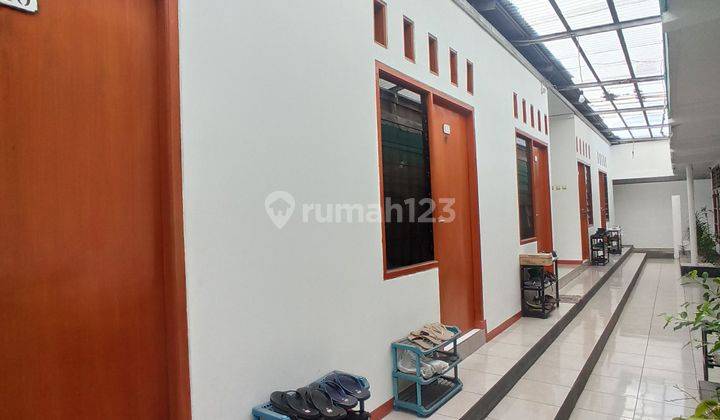 Rumah Lama Dengan kosan 2