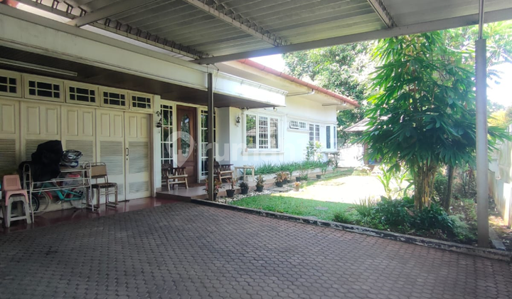 Rumah Lama Terawat Hitung Tanah Dalam Komplek di Lebak Bulus 2