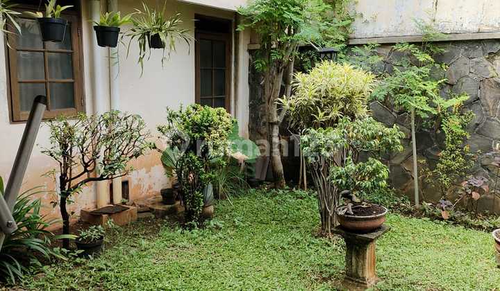 Rumah Lama Hitung Tanah di Cipete 2