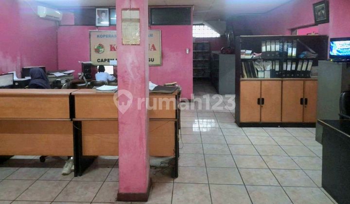 Shop House in Pasar Minggu Area, Strategic Location 2