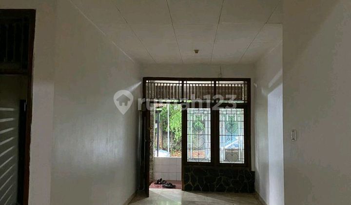 Rumah Dalam Komplek Lokasi Strategis 2