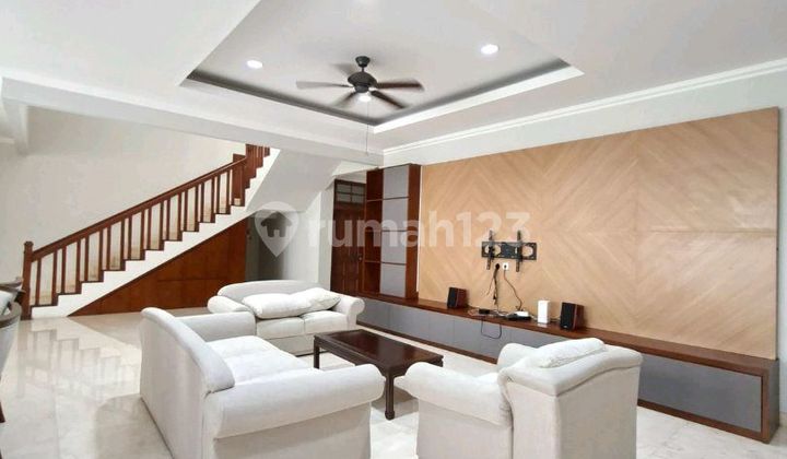 Rumah Mewah Siap Huni Lokasi Prime di Pondok Indahndok Indah 2