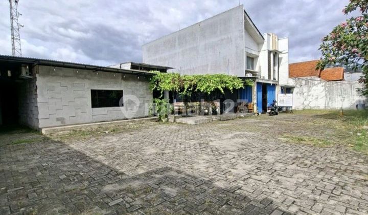 Tanah dengan Bangunan di Bintaro Jakarta Selatan