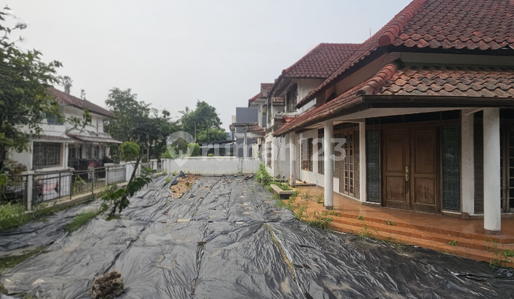 Rumah Lama Yerwat Dalam Komplek Lebak Bulus 1