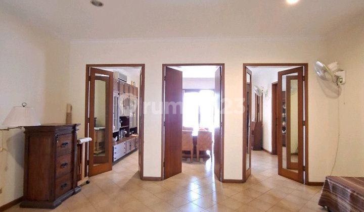 Rumah Lama Terwat Hitung Tanah Lokasi Strategis di Cipete 2