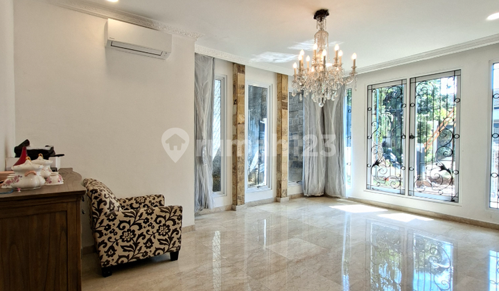 Rumah Mewah 2Lantai di Pondokindah Rumah Mewah 2Lantai di Pondokindah