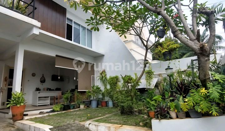 Rumah Terawat Di Cipete Lokasi Strategis