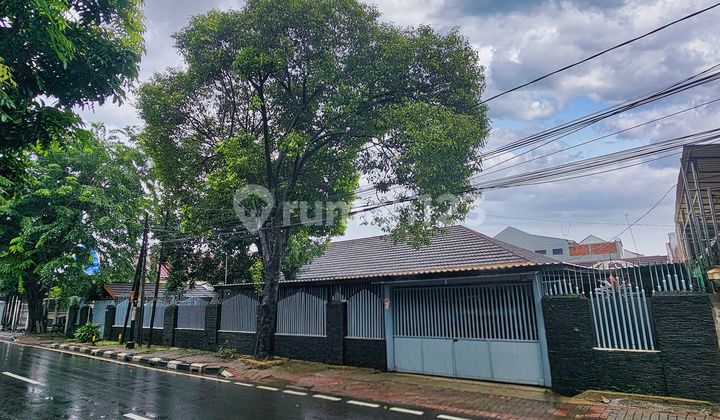 Dijual Rumah Lama Terawat di Area Rawamangun Cipinang