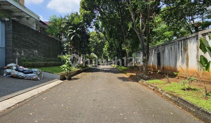 Rumah Mewah di Area Pondok Indah