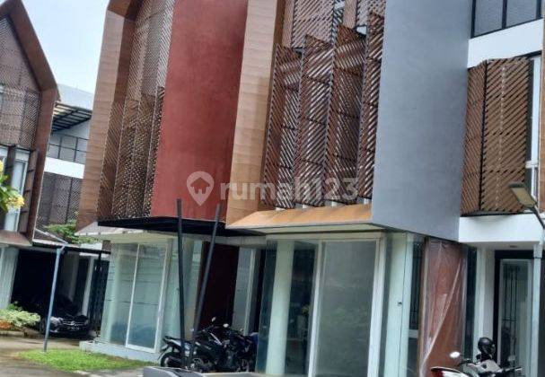 Dijual Rumah Baru 4 Lantai dalam Townhouse di Pejaten Ragunan 1