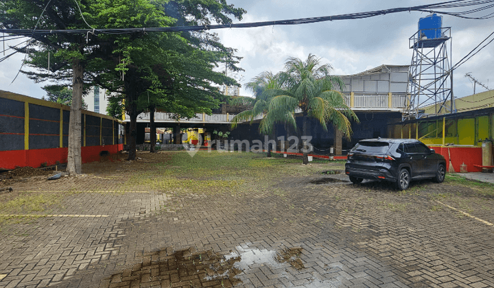 Bangunan Komersil Ex Resto di Cilodongdepok 2