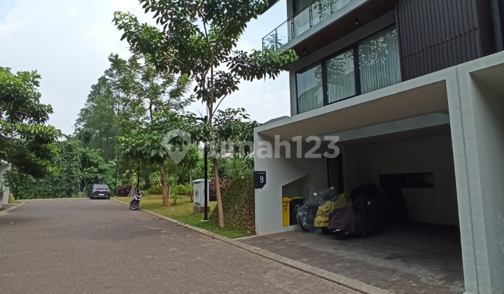 Rumah Brand New Dalam Komplek Serenia Hills Lebak Bulus Rumah Brand New Dalam Komplek Serenia Hills Lebak Bulus