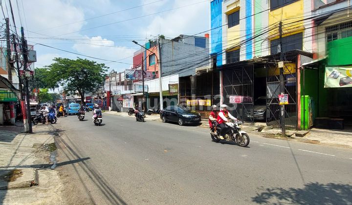For Sale 3-Story Shop House on Busy Street in Karawaci Area