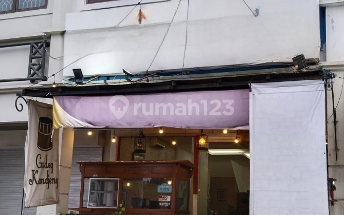 Ready-to-Use Shop House in Bintaro, South Tangerang