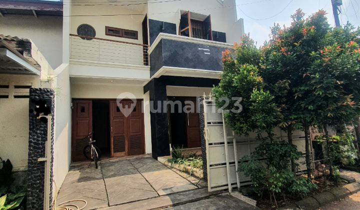 Rumah 2 Lantai Dalam Komplek Lebak Bulus Jakarta Selatan Rumah 2 Lantai Dalam Komplek Lebak Bulus Jakarta Selatan