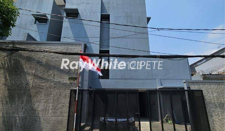 Rumah Baru Style Modern Minimalis Siap Huni  Di Area Prime Kemang Jaksel 1