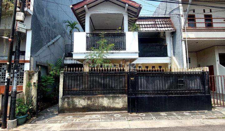 Rumah Lama Hitung Tanah Cocok Untuk Kost Atau Rumah Tinggal Di Kalibata
 1