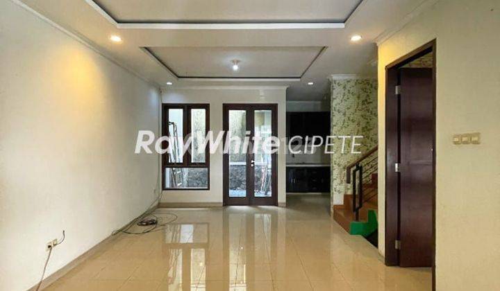 Rumah Cantik Murah Dalam Townhouse Pejaten Barat Jakarta Selatan 2