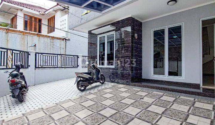 Rumah Baru Siap Huni Di Lokasi Strategis Tebet Jakarta Selatan 1