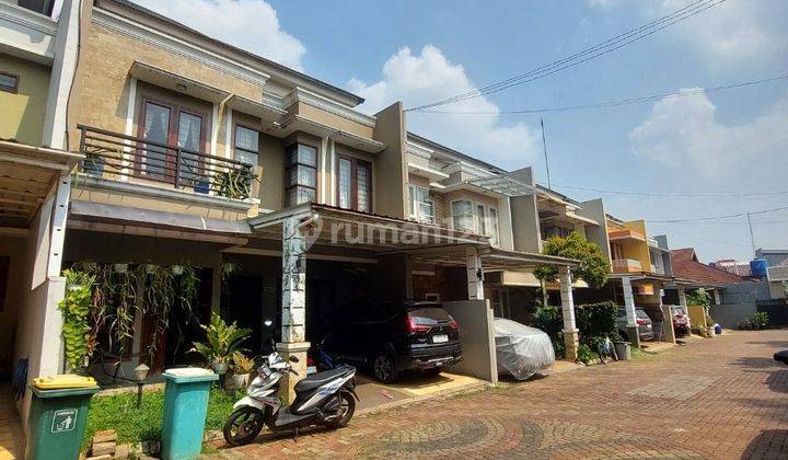 Rumah dalam Cluster Jalan Lebar dan Strategis di Jagakarsa
Jaksel 2