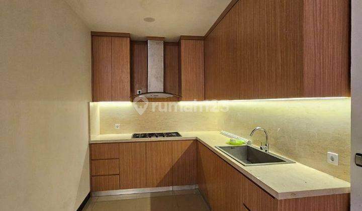 Dijual Rumah Cantik Siap Huni 2 Lantai di Pondok Indah 2